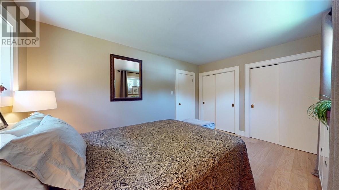8 Mcquarrie Blvd. Property Photo 71