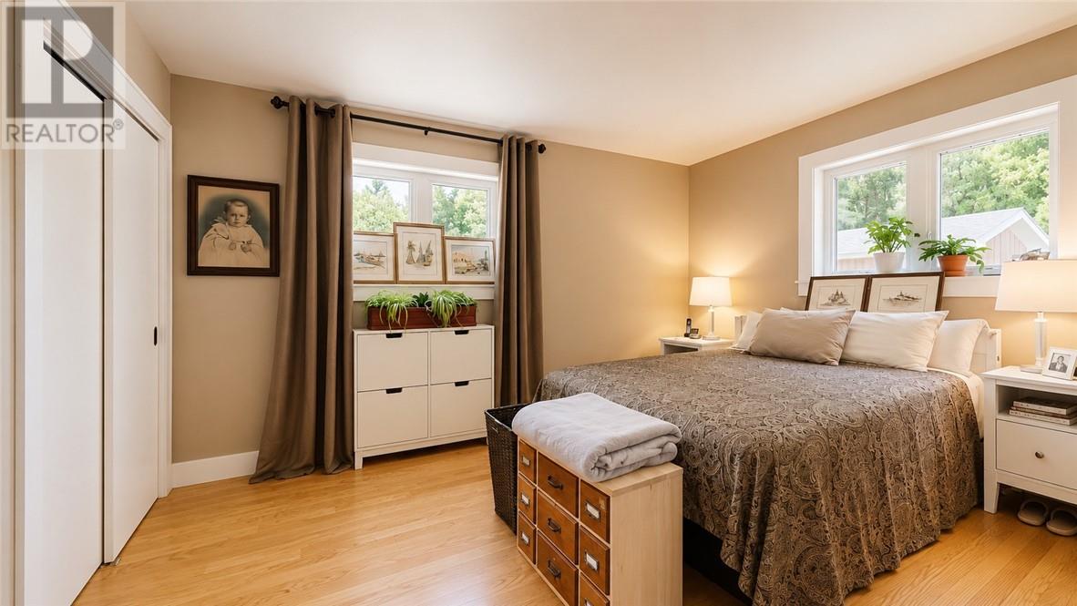 8 Mcquarrie Blvd. Property Photo 72