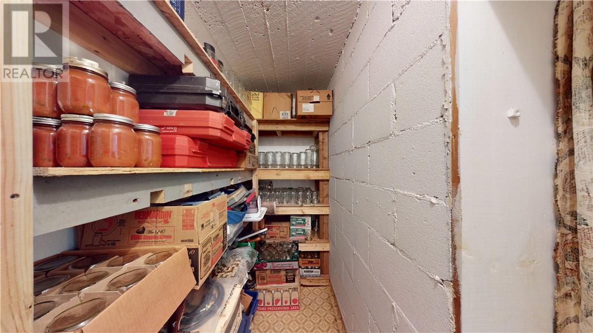 8 Mcquarrie Blvd. Property Photo 94
