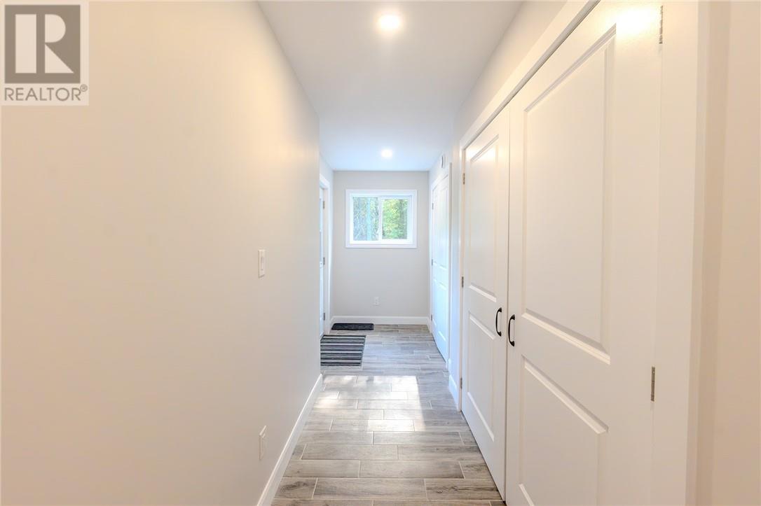 384 Old Webbwood Road Property Photo 18