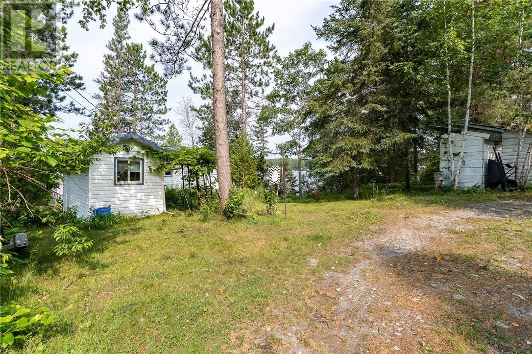 90 E Hood Road Property Photo 32