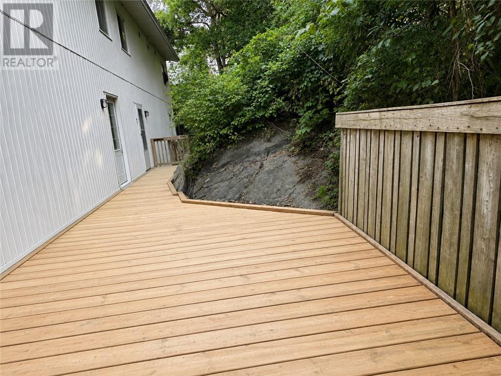 24 Fairview Avenue Property Photo 2