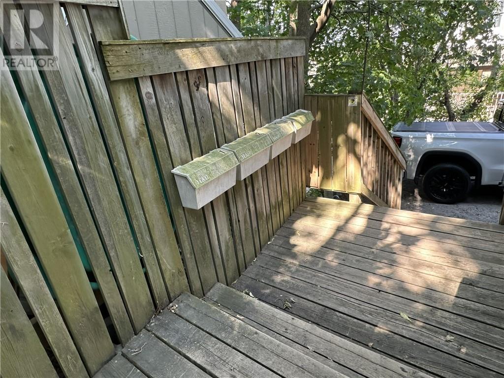 24 Fairview Avenue Property Photo 4
