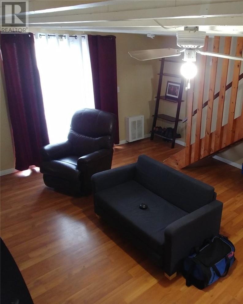 24 Fairview Avenue Property Photo 9