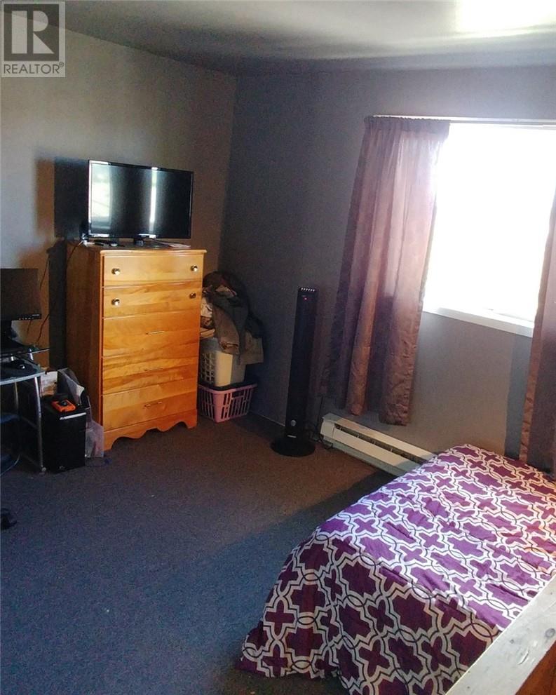 24 Fairview Avenue Property Photo 11