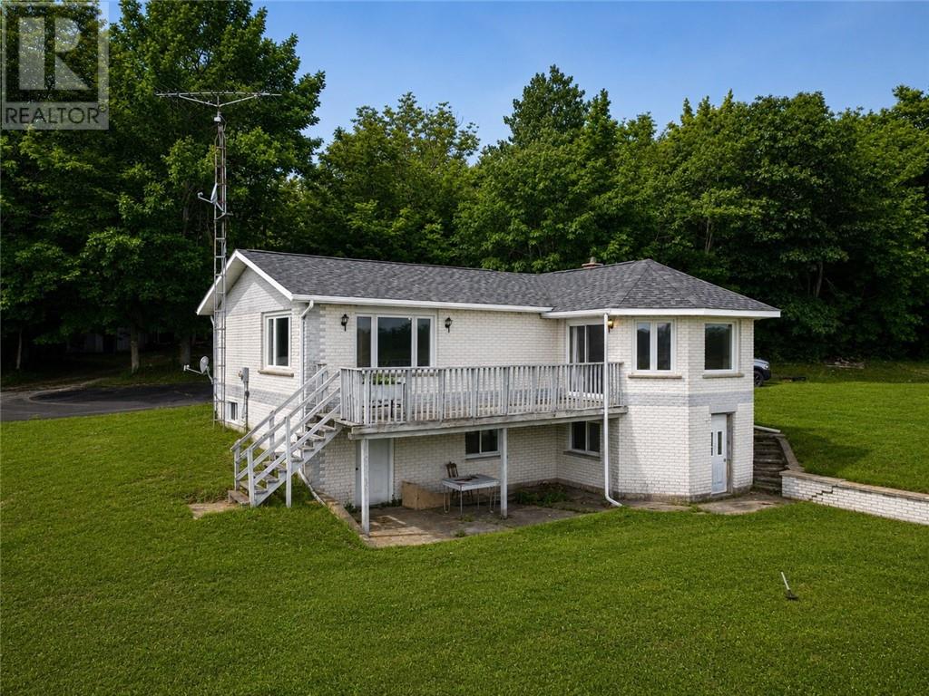 6294 King Street Property Photo 1