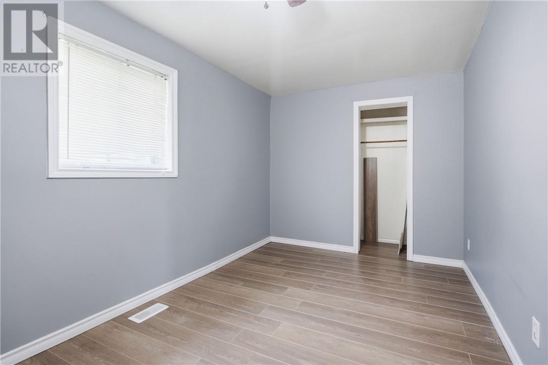 923 Highway 17 E Property Photo 7
