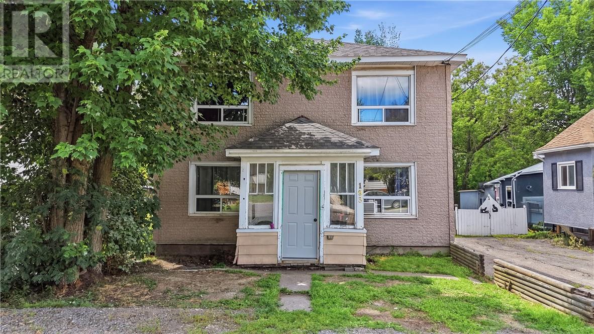 193 Dufferin Street