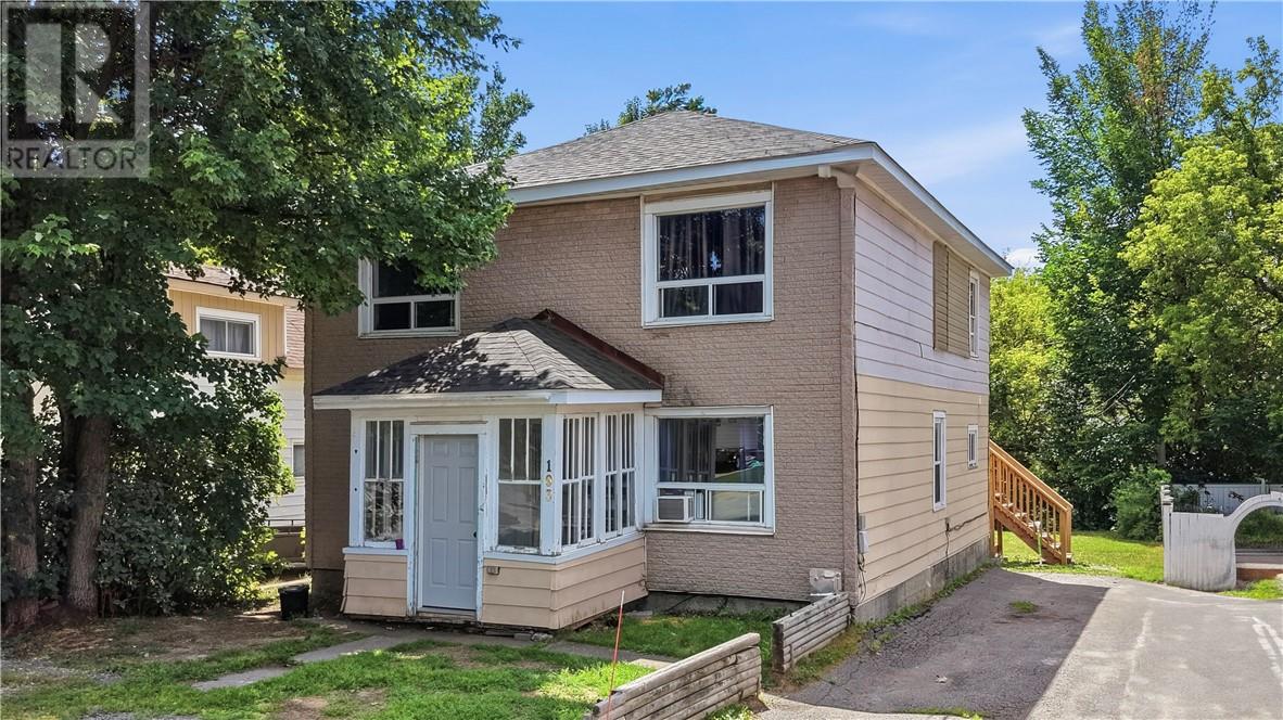 193 Dufferin Street Property Photo 2