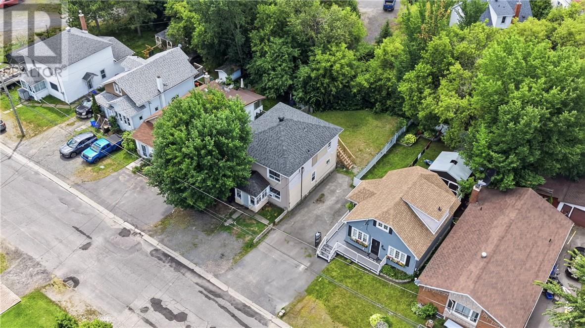 193 Dufferin Street Property Photo 37