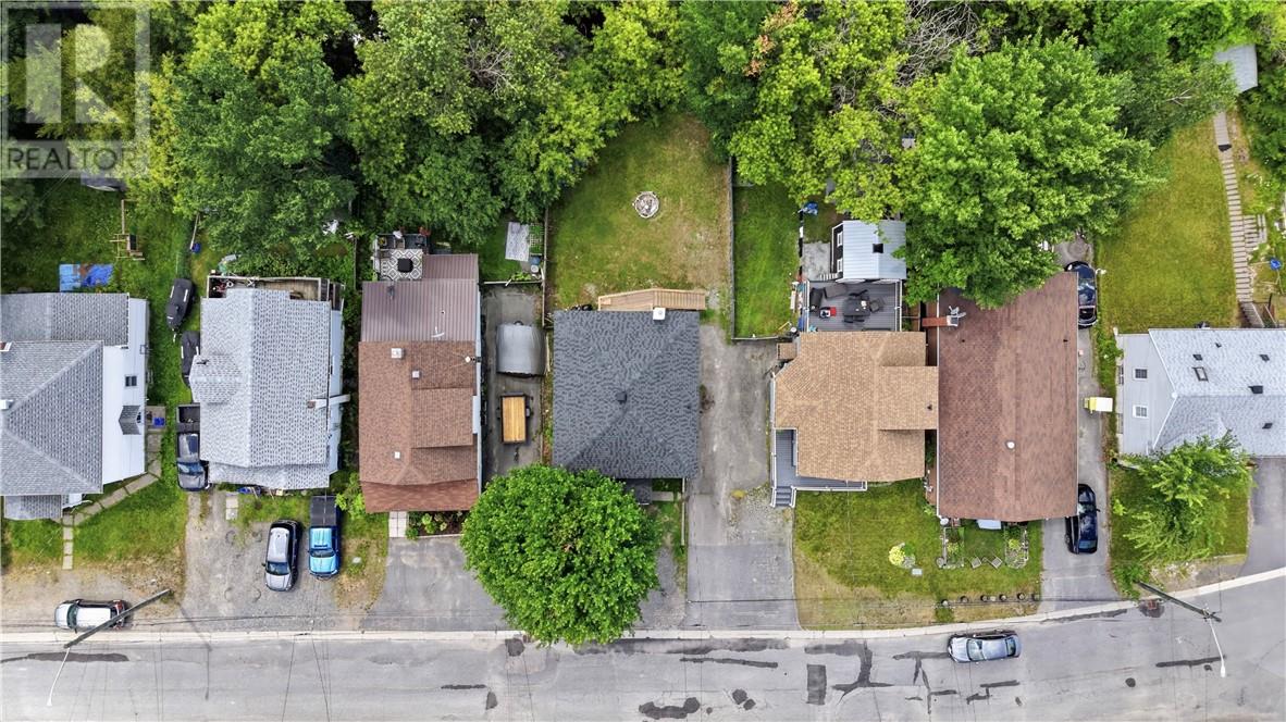 193 Dufferin Street Property Photo 39
