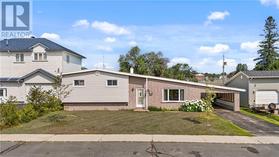 137 Sime Street Property Photo 11
