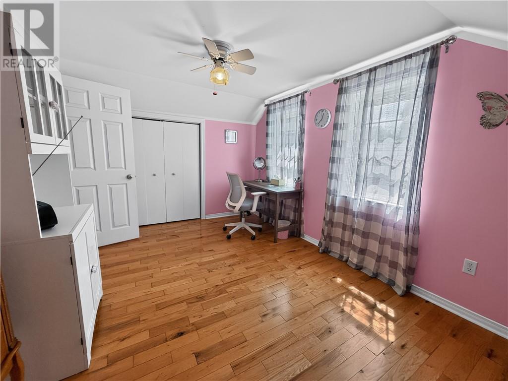 24 Gore Street Property Photo 44
