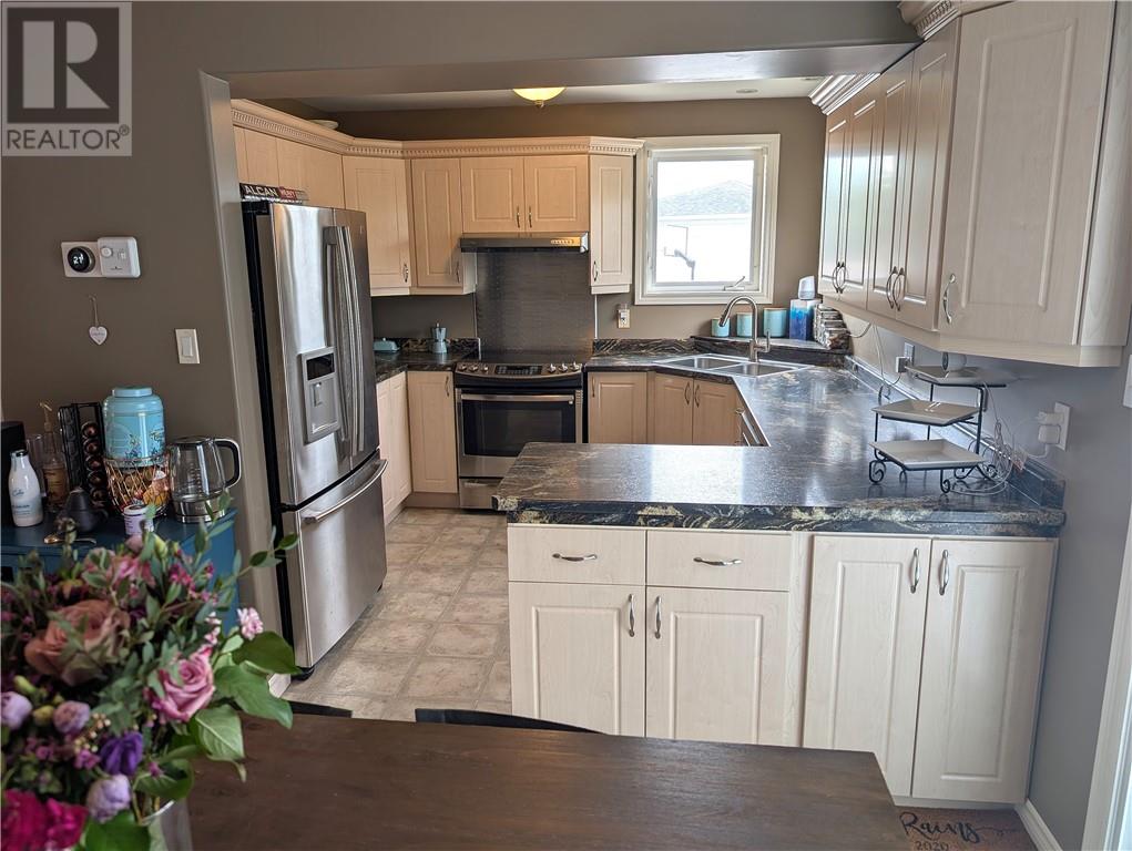 2472 Bancroft Drive Property Photo 17