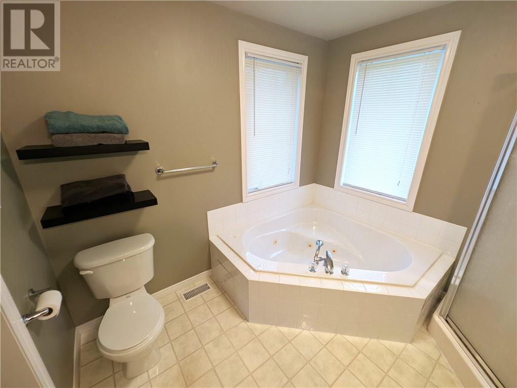 2472 Bancroft Drive Property Photo 40