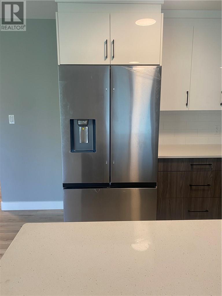 144 Meadowbrook Road Unit# Lower Unit Property Photo 6