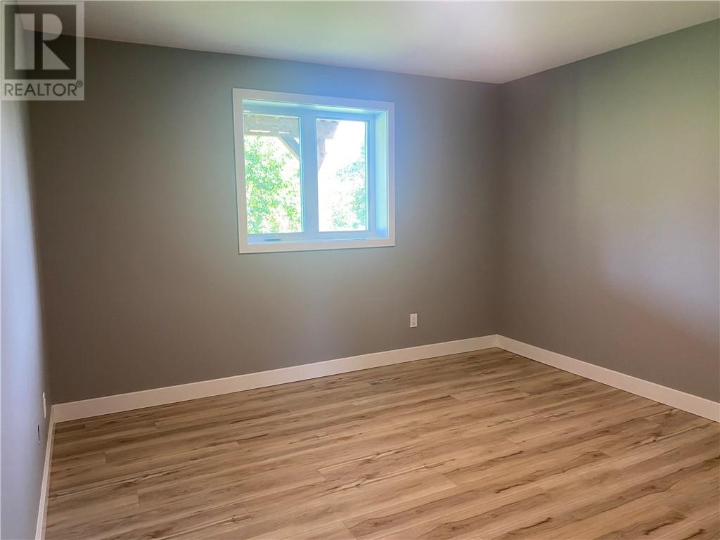 144 Meadowbrook Road Unit# Lower Unit Property Photo 17