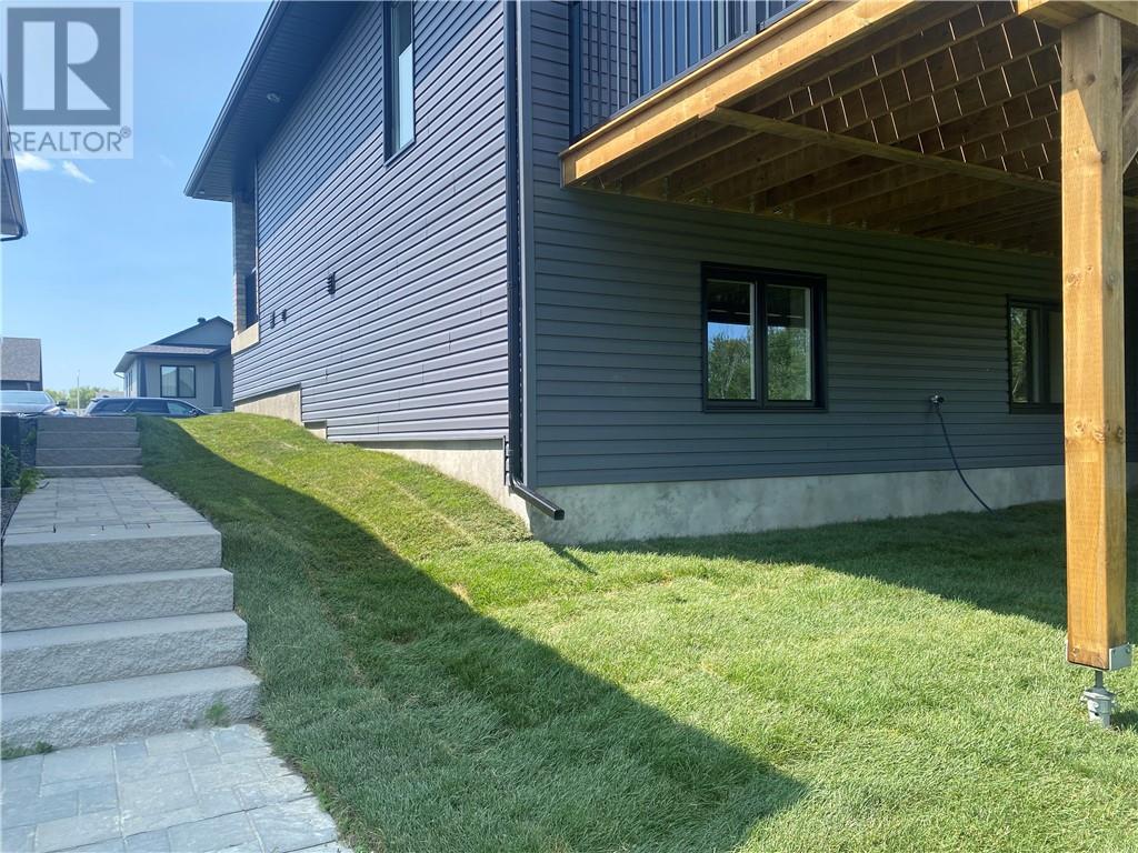 144 Meadowbrook Road Unit# Lower Unit Property Photo 37