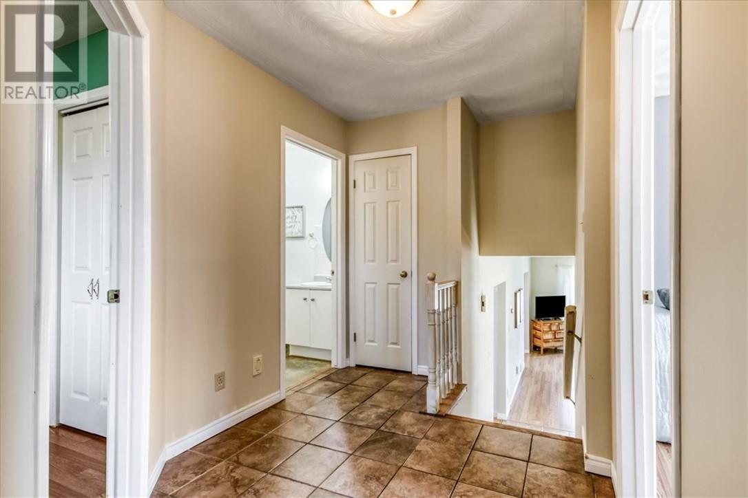 26 Monique Crescent Property Photo 20