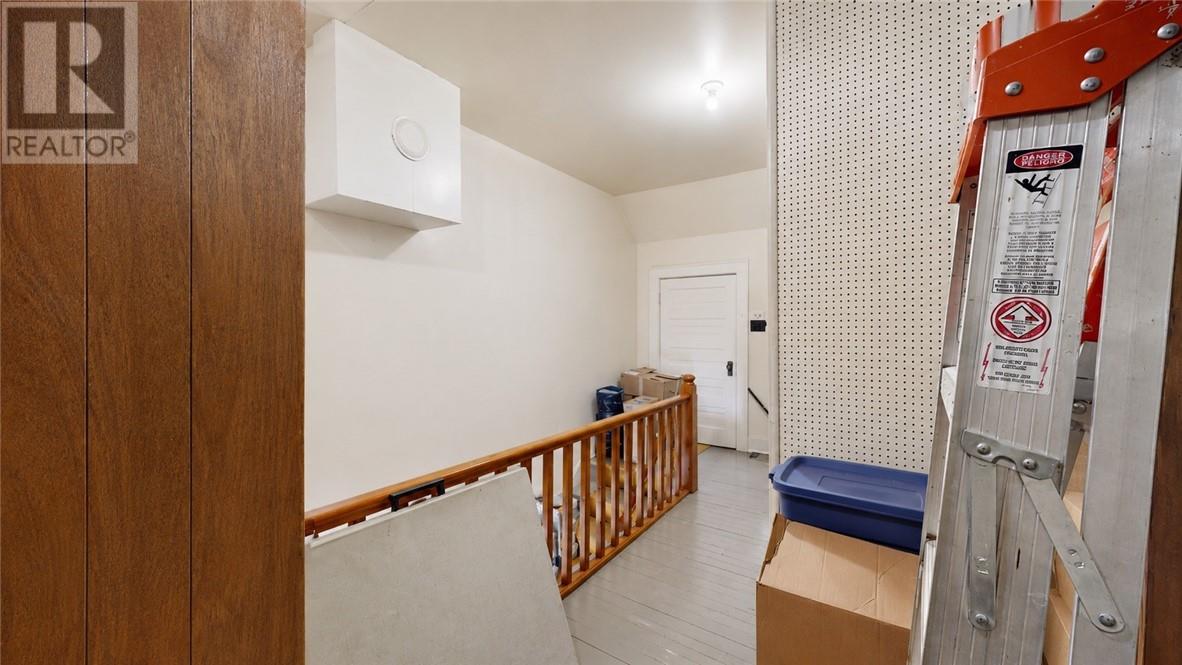 37 Meredith Street Property Photo 58
