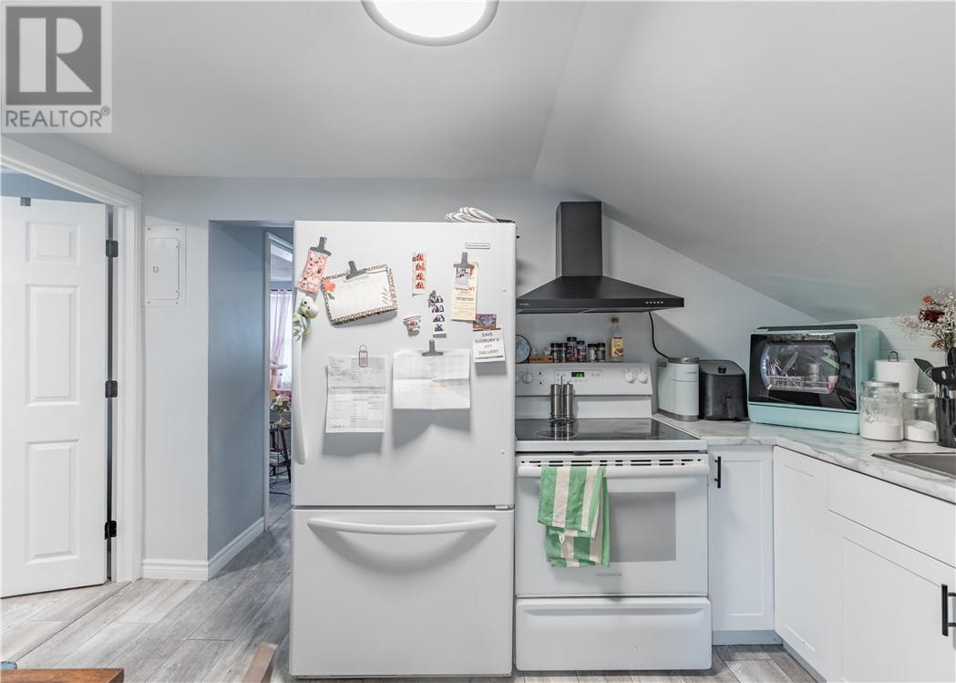287 Van Horne Street Property Photo 17