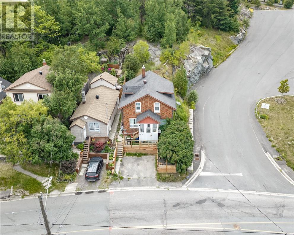 287 Van Horne Street Property Photo 24