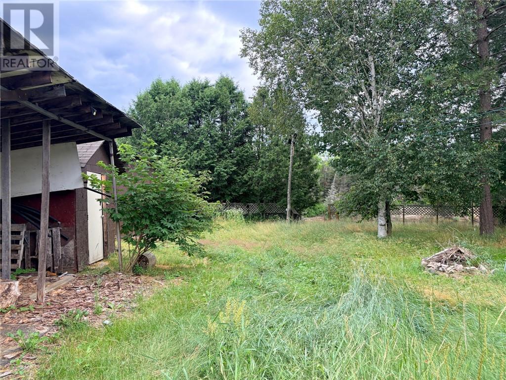 63 Larchmount Property Photo 9