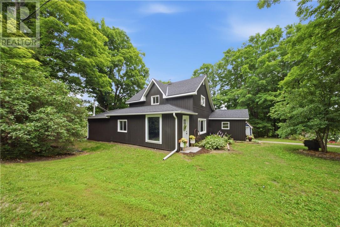 19 Government Road Property Photo 4