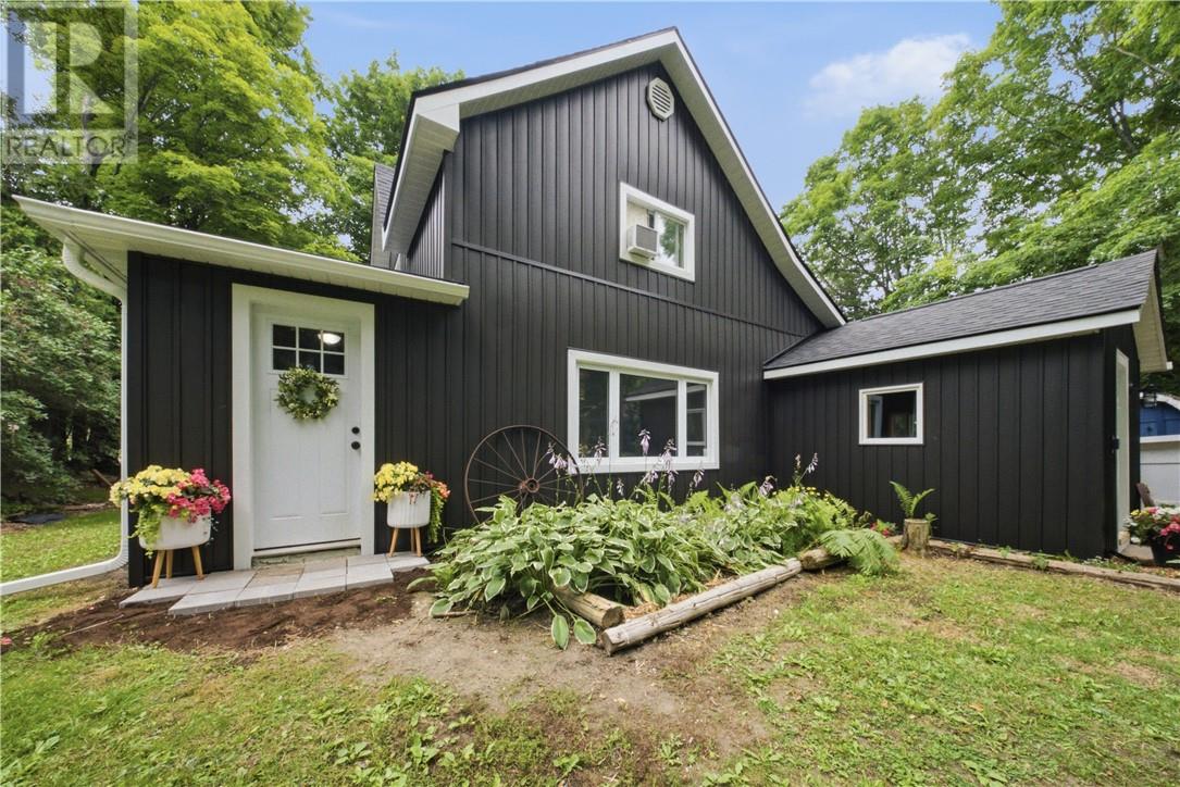 19 Government Road Property Photo 5