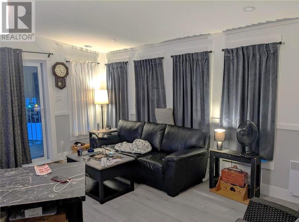 36 Douglas Road Property Photo 6