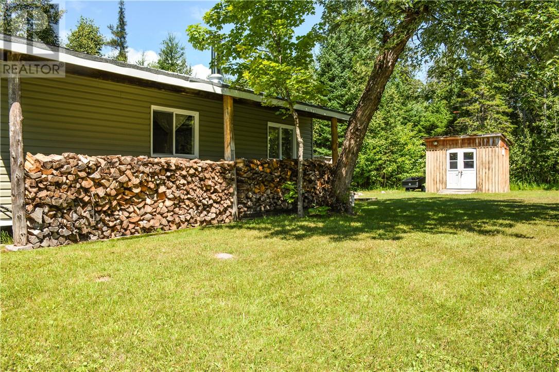 2592 P Line Road Property Photo 18