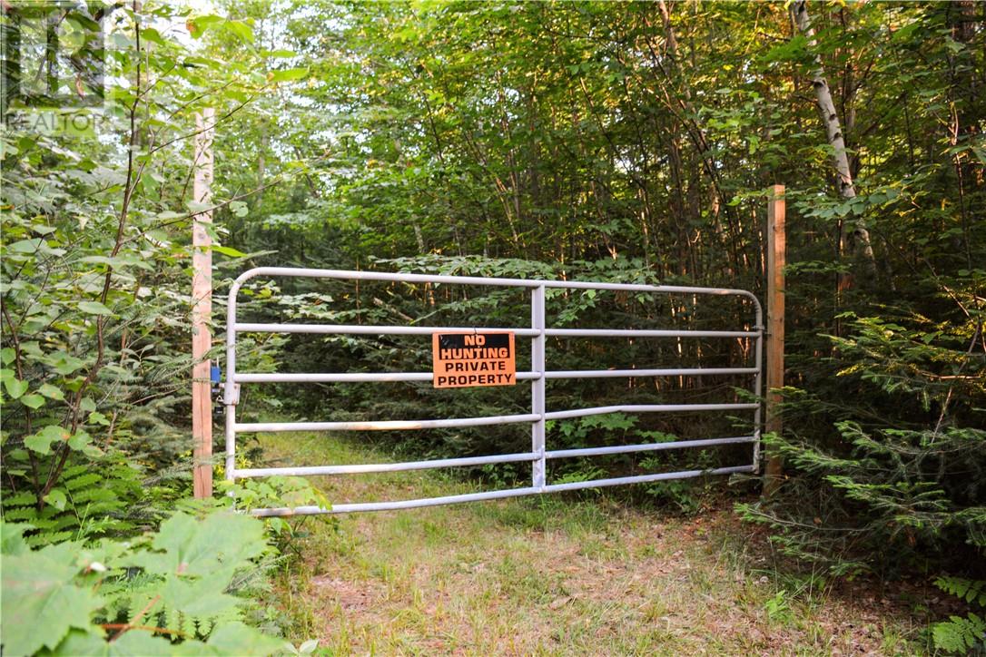 2592 P Line Road Property Photo 22