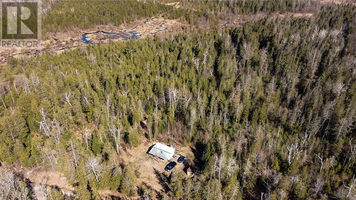 2592 P Line Road Property Photo 29