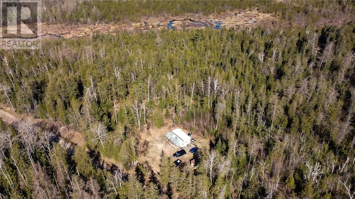 2592 P Line Road Property Photo 30
