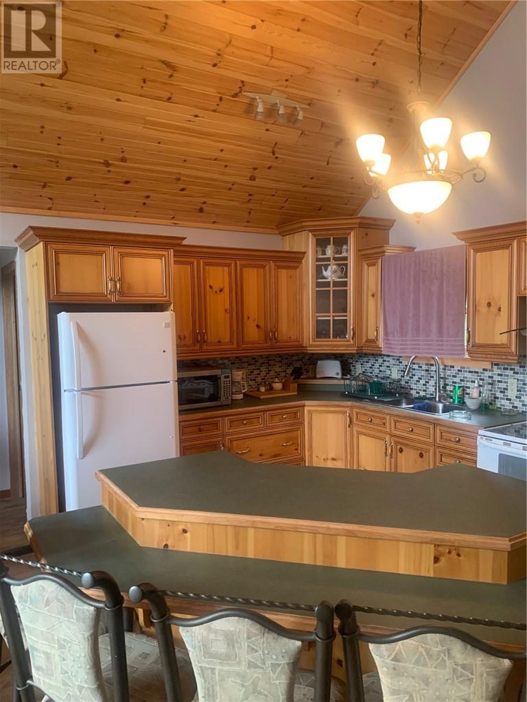 1183 B-1 Antonen Property Photo 20