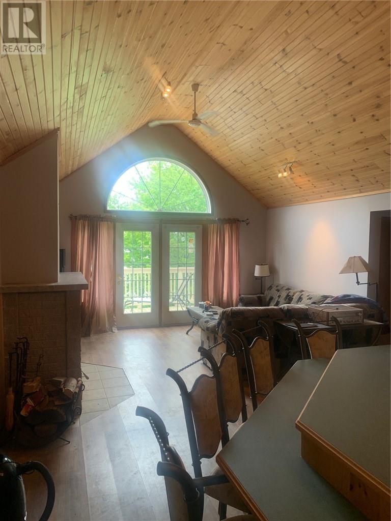 1183 B-1 Antonen Property Photo 21