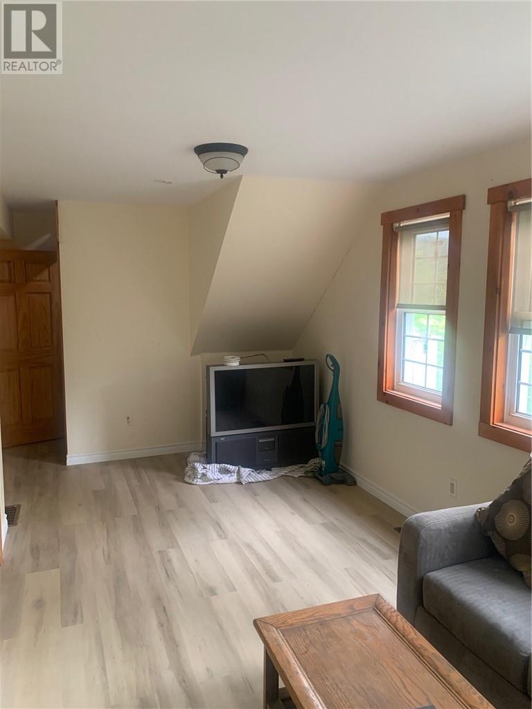 1183 B-1 Antonen Property Photo 31