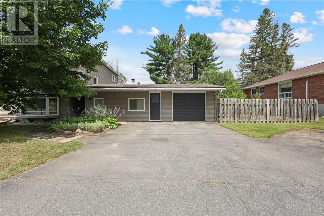 14 Minto Street Property Photo 6
