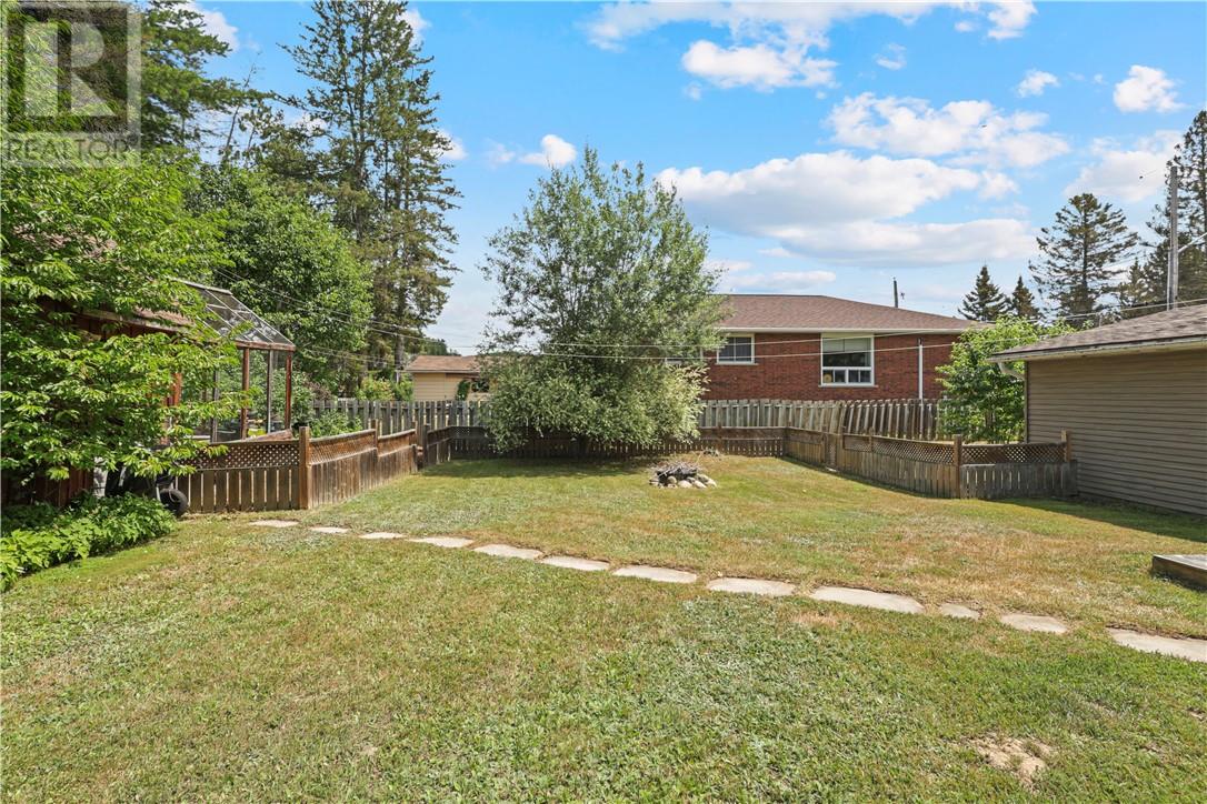 14 Minto Street Property Photo 12