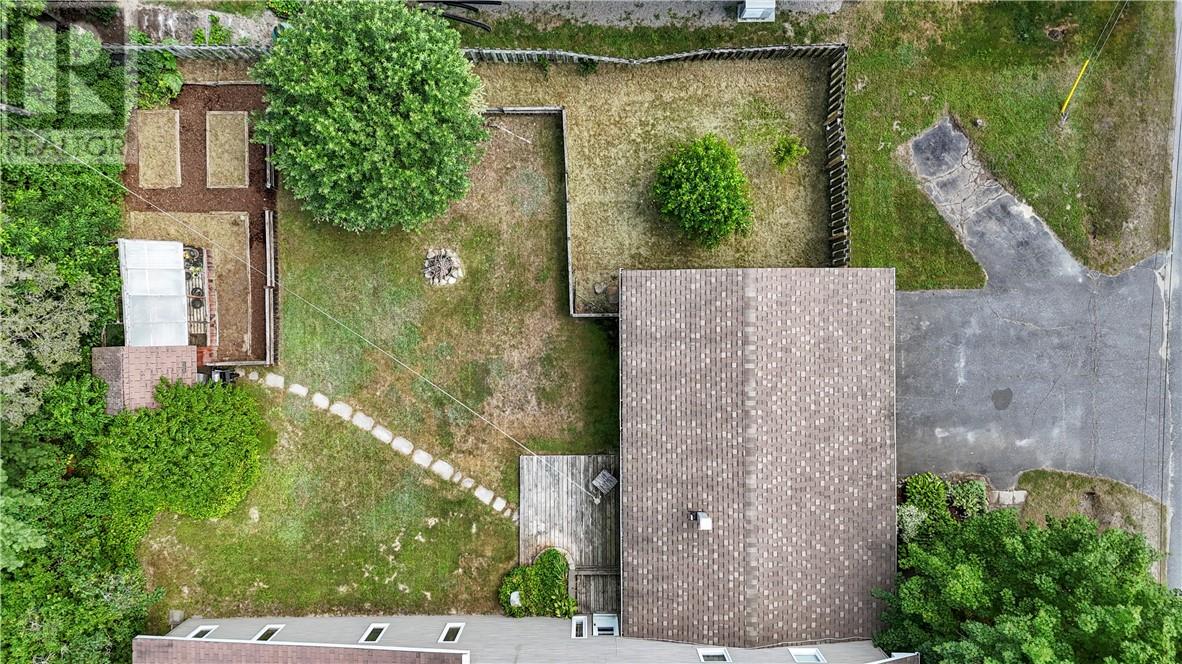 14 Minto Street Property Photo 16
