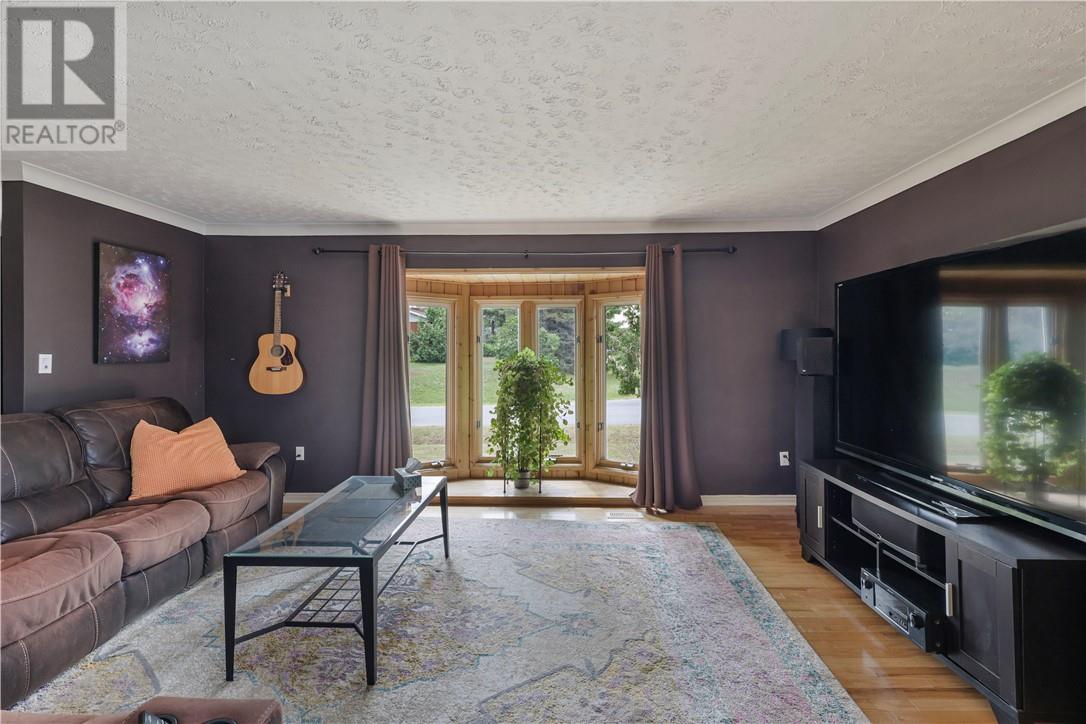 14 Minto Street Property Photo 34