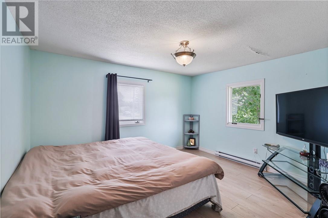 14 Minto Street Property Photo 44