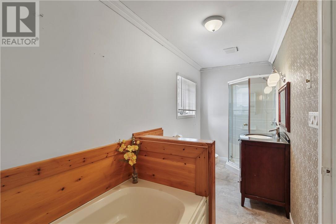 14 Minto Street Property Photo 54