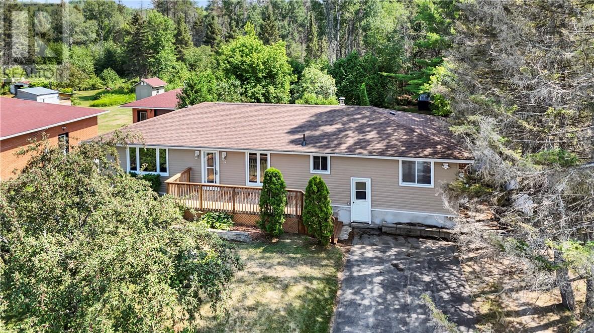 37 Baldwin Property Photo 6