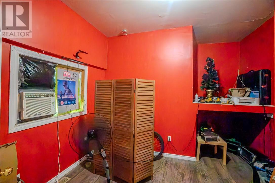 7 Second Avenue Property Photo 20