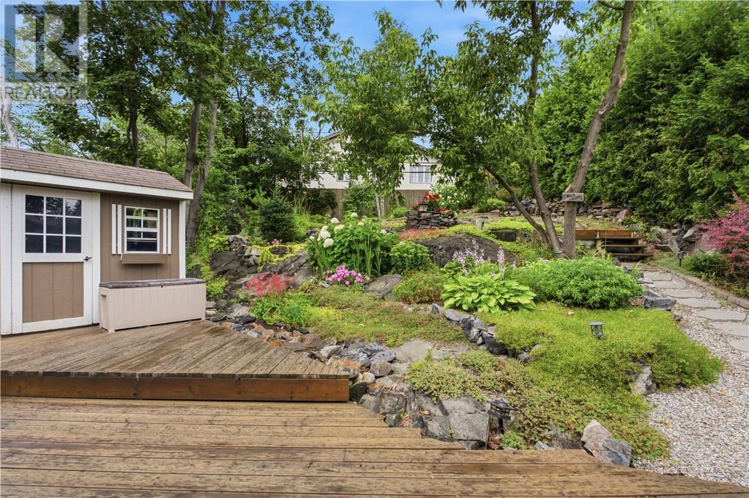 867 Connaught Avenue Property Photo 31