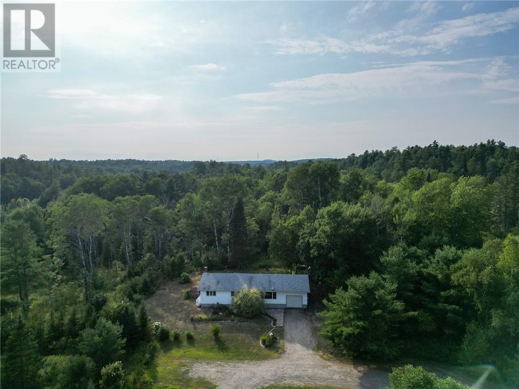 2-7 Ontario Drive Property Photo 13