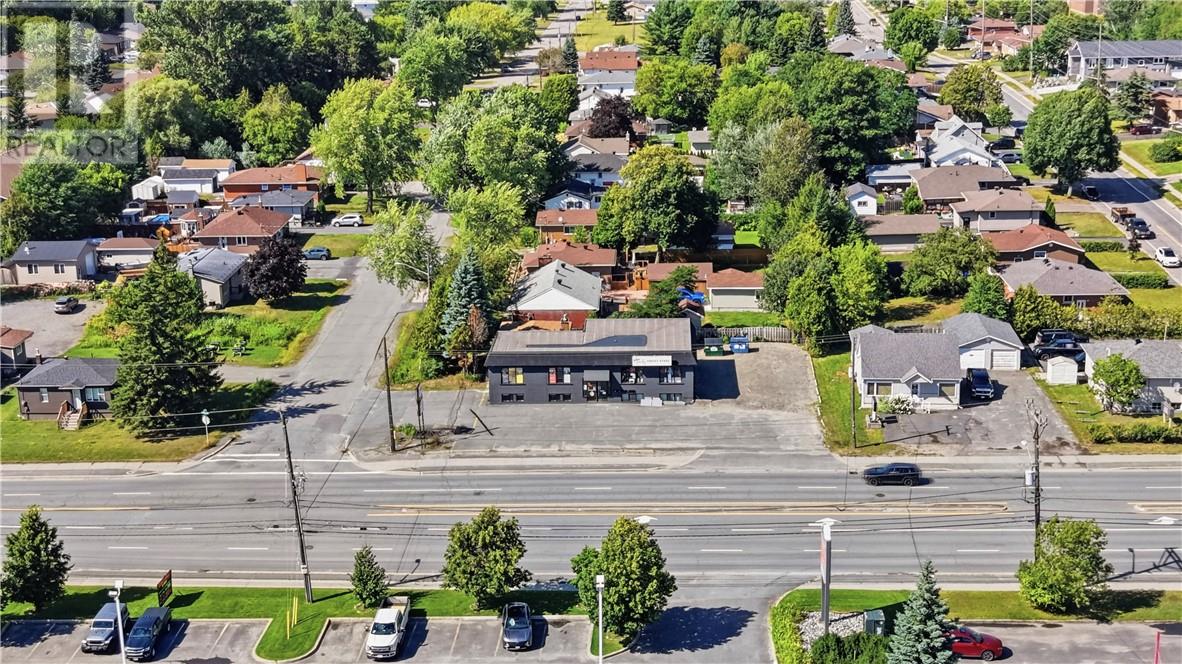 2008 Lasalle Boulevard Property Photo 2