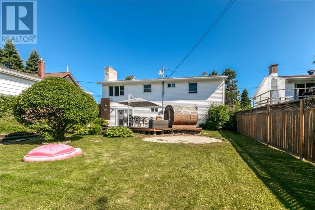 227 Third Property Photo 6