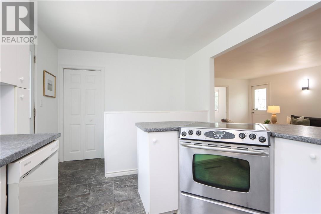 38 Gill Avenue Property Photo 15